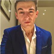 Sono diplomato in chimica e biotecnologie sanitarie. Posso dare ripetizioni in materie scientifiche e non, in quanto studente universitario di psicologia; mi dedico anche a dare ripetizioni di materie umanistiche